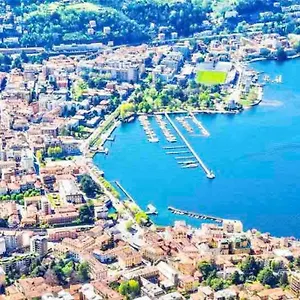 Elegant Apartment- 8 Mins Walk To Center - Free Parking , Côme Italia